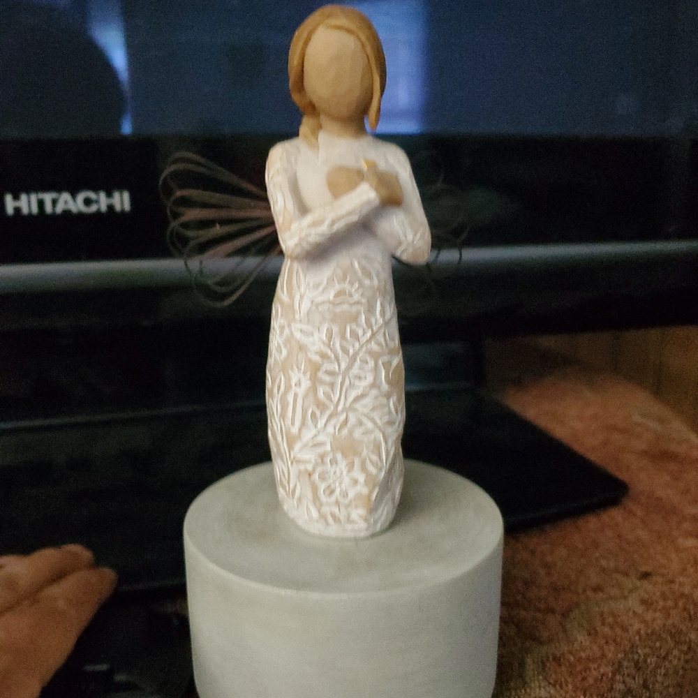 Willow Tree Susan Lordi Remembrance Musical #27165 Plays "Till The End Of Time"